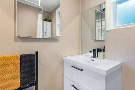 Photo of property in 60 Melba Street, Beach Haven, Auckland, 0626