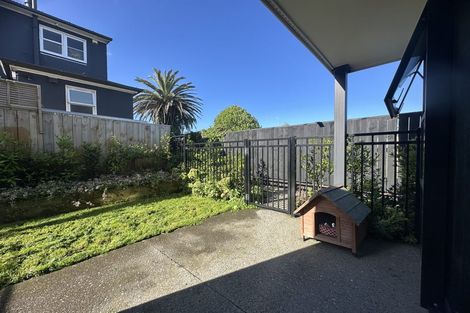 Photo of property in 1090a Great North Road, Point Chevalier, Auckland, 1022