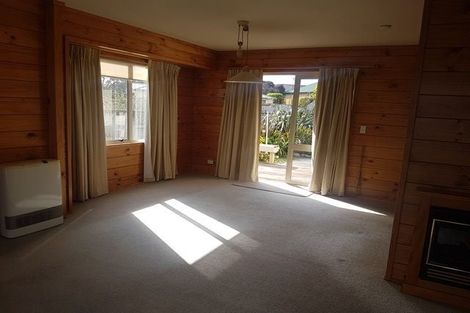 Photo of property in 7 Logan Way, Kelvin Grove, Palmerston North, 4414