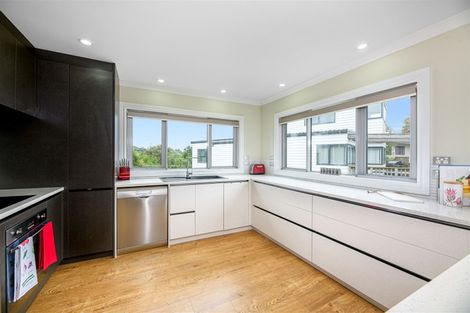 Photo of property in 44 Coventry Way, Long Bay, Auckland, 0630