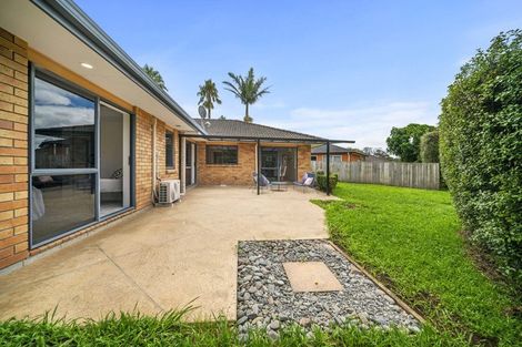 Photo of property in 3 Samuel Cross Place, Greenhithe, Auckland, 0632