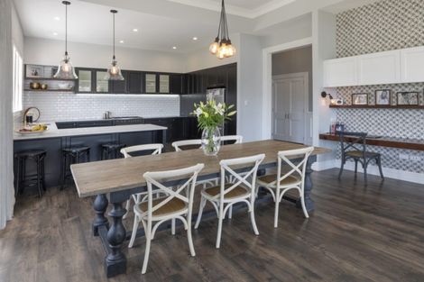 Photo of property in 450 Paremata Road, Pauatahanui, Porirua, 5381