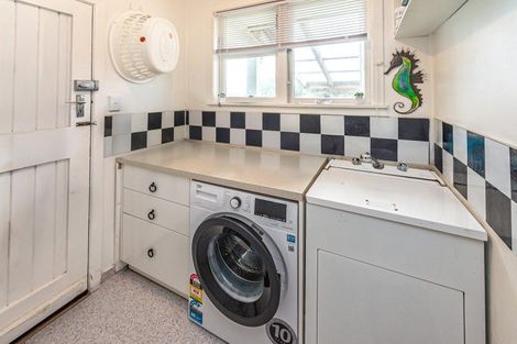 Photo of property in 39 Victoria Street, Patea, 4520