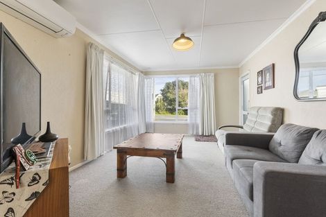 Photo of property in 6 Omata Road, Westown, New Plymouth, 4310
