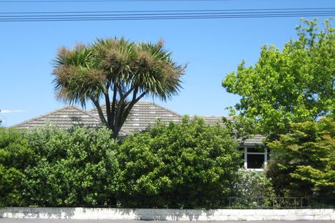 Photo of property in 54 Farquhars Road, Redwood, Christchurch, 8051
