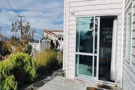 Photo of property in 30 Park Rise, Campbells Bay, Auckland, 0630