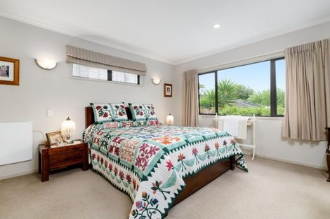 Photo of property in 13 Dowman Place, Te Puke, 3119