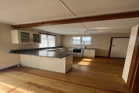 Photo of property in 25 Paterson Street, Pahiatua, 4910