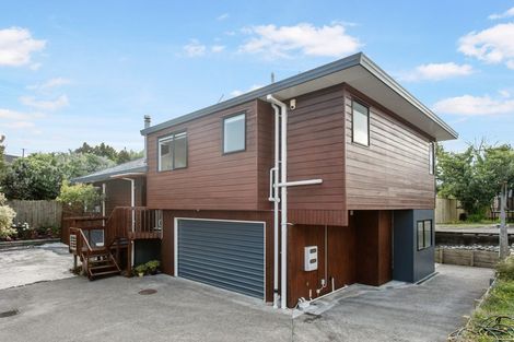 Photo of property in 1/19 Bond Crescent, Forrest Hill, Auckland, 0620