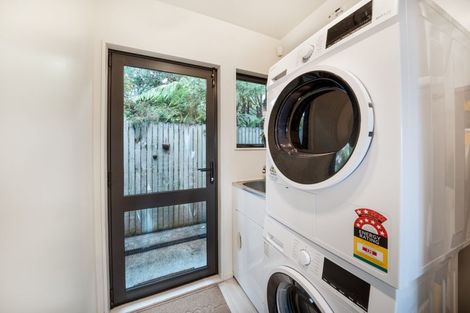 Photo of property in 29 Thomas Street, Stokes Valley, Lower Hutt, 5019