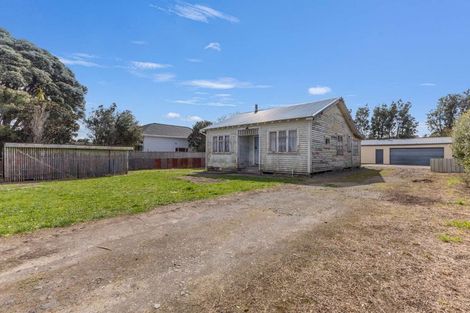 Photo of property in 33 Ngatai Street, Manaia, 4612