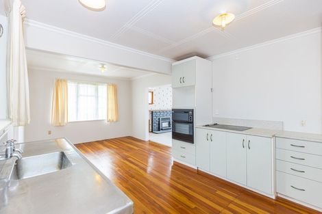 Photo of property in 12 Tiraumea Road, Pahiatua, 4910