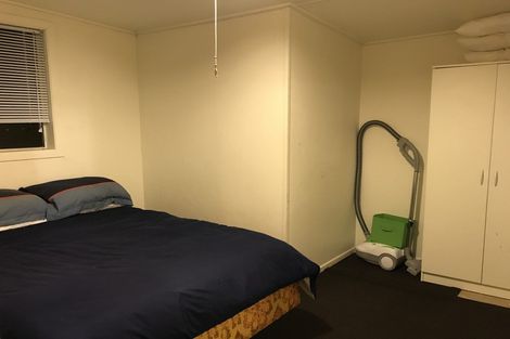 Photo of property in 1 First Avenue, Urenui, 4377