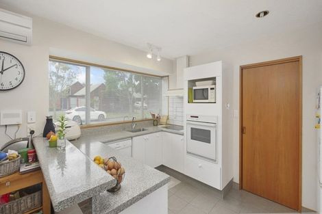 Photo of property in 23 Althorp Place, Avonhead, Christchurch, 8042