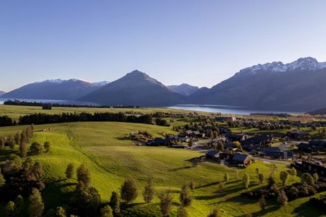 Photo of property in 11 Pendeen Crescent, Jacks Point, Queenstown, 9371