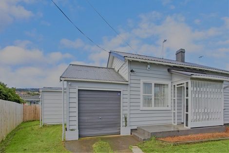 Photo of property in 106 Dominion Road, Papakura, 2110