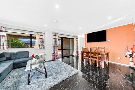 Photo of property in 14 Peerless Avenue, Takanini, 2112