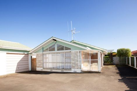 Photo of property in 24 Forest Lake Road, Forest Lake, Hamilton, 3200