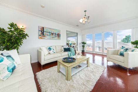 Photo of property in 91 Waimumu Road, Massey, Auckland, 0614