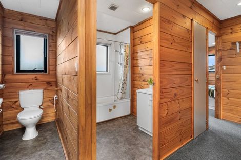 Photo of property in 2/68 Hei Hei Road, Hei Hei, Christchurch, 8042