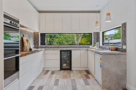 Photo of property in 27 Condell Avenue, Papanui, Christchurch, 8053