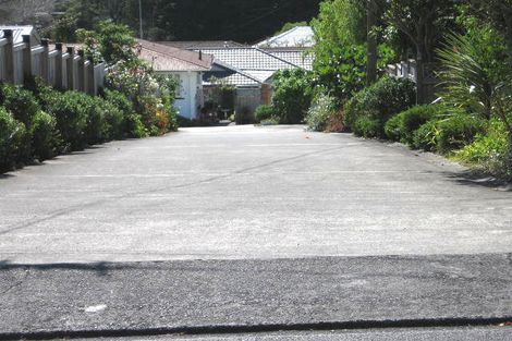 Photo of property in 21a Cliff View Drive, Green Bay, Auckland, 0604