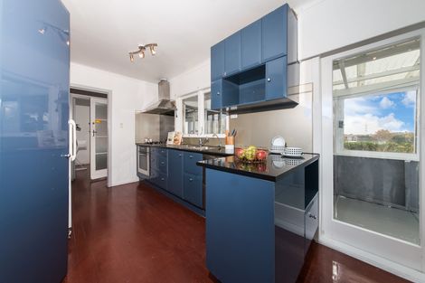 Photo of property in 91 Waimumu Road, Massey, Auckland, 0614