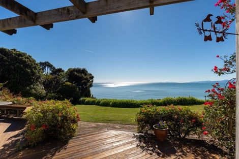 Photo of property in 15 Aporo Road, Ruby Bay, Upper Moutere, 7173