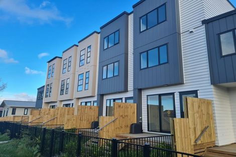 Photo of property in 3/122 Pooks Road, Ranui, Auckland, 0612