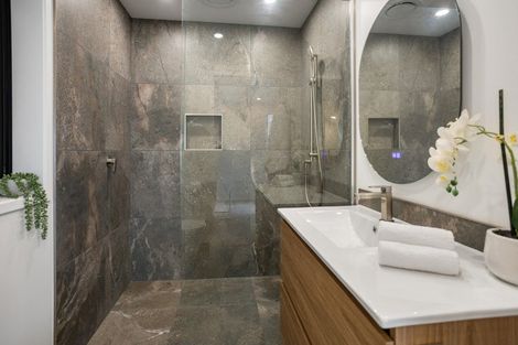 Photo of property in 1a Tarapatiki Drive, Whitianga, 3510