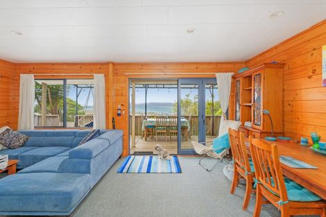 Photo of property in 108 Horongaherehere Row, Te Rerenga, Coromandel, 3582