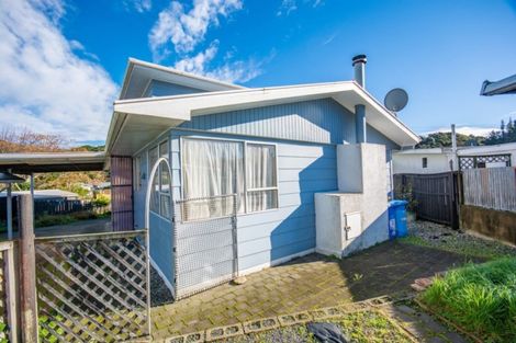 Photo of property in 75a Hampden Street, Picton, 7220