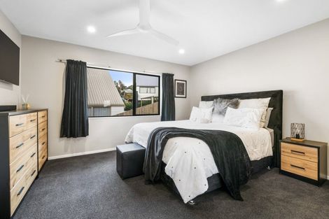 Photo of property in 59 Ferry Road, Arkles Bay, Whangaparaoa, 0932