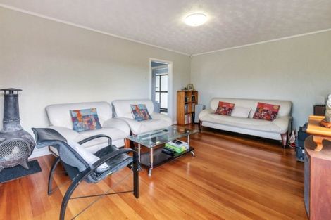 Photo of property in 1 Aorangi Place, Birkenhead, Auckland, 0626