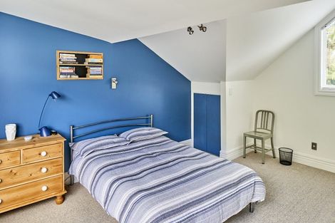 Photo of property in 31 Nikau Street, Eastbourne, Lower Hutt, 5013