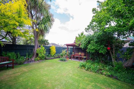 Photo of property in 8 Bletsoe Avenue, Spreydon, Christchurch, 8024