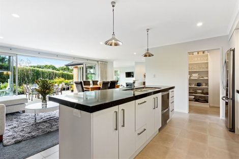 Photo of property in 58 Muriwai Road, Waimauku, 0812