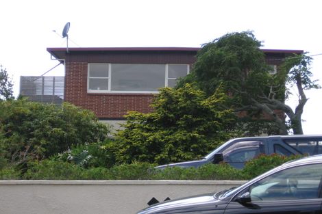 Photo of property in 7/5 Braemar Road, Castor Bay, Auckland, 0620