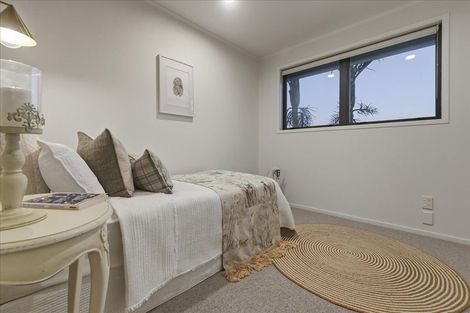 Photo of property in 106 Moffat Road, Bethlehem, Tauranga, 3110