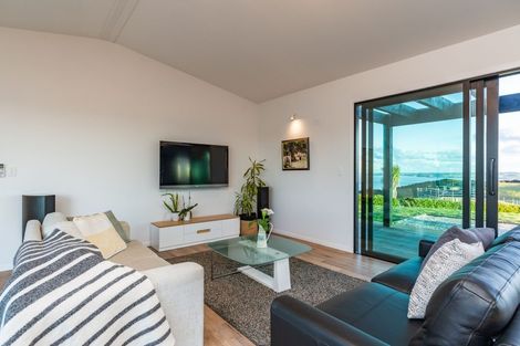 Photo of property in 4 Te Wairoa Lane, Tinopai, Matakohe, 0593