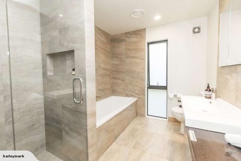 Photo of property in 109c Moncks Spur Road, Redcliffs, Christchurch, 8081