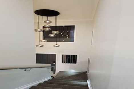 Photo of property in 10 Miramar Place, Pakuranga, Auckland, 2010