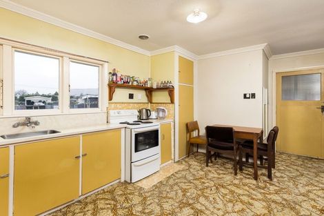 Photo of property in 12 Rugby Street, Waimate, 7924