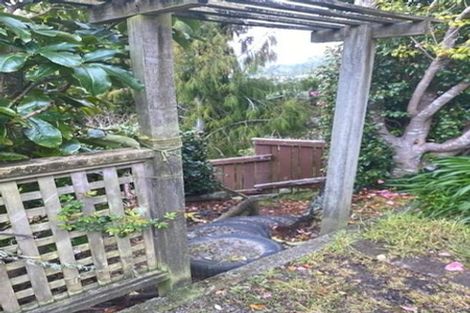 Photo of property in 10 Oriel Place, Tawa, Wellington, 5028