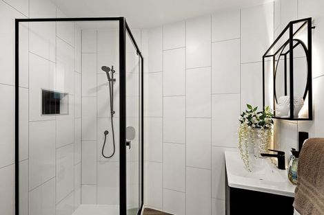 Photo of property in 7 Karamu Street, Te Atatu Peninsula, Auckland, 0610