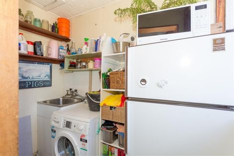 Photo of property in 16 Bass Street, Woolston, Christchurch, 8062