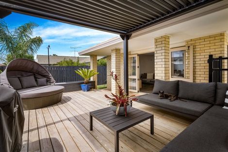 Photo of property in 16 Motutapu Avenue, Manly, Whangaparaoa, 0930