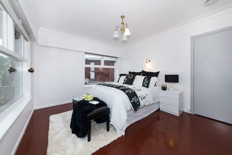 Photo of property in 91 Waimumu Road, Massey, Auckland, 0614