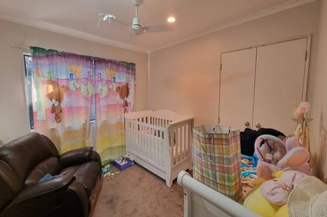 Photo of property in 17 Glencullen Place, Dannemora, Auckland, 2016