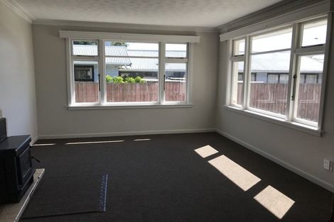Photo of property in 51 Peer Street, Upper Riccarton, Christchurch, 8041